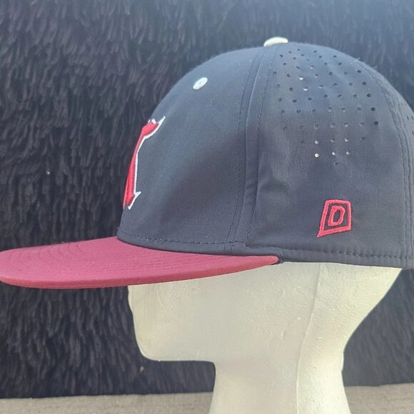 Dome Headwear Marucci Men Hat Baseball Sport Cap Black/Red Size S/M - Picture 2 of 12